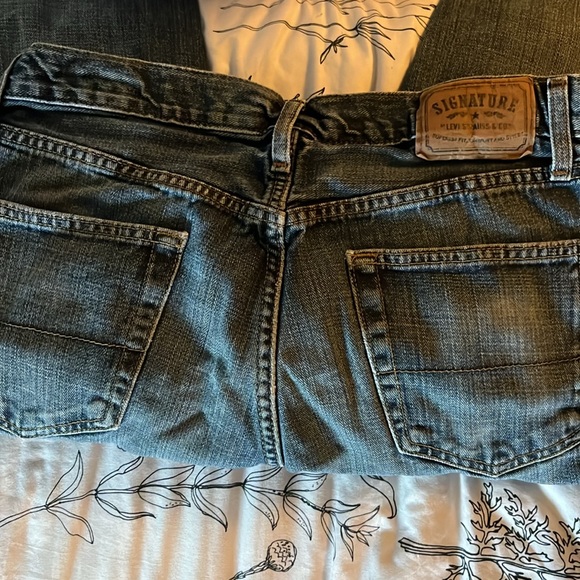 Levi signature men’s jeans - Picture 2 of 2